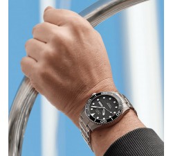 Mido Ocean Star 200C Titanium M042.430.44.051.00