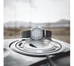 Hamilton khaki aviation pilot pioneer mechanical H76419951
